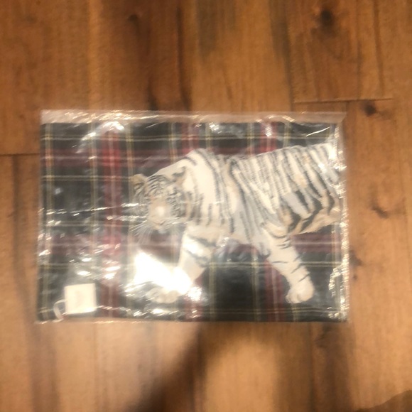 Tiger embroidered tartan pillow cover William Sonoma home - Picture 4 of 11